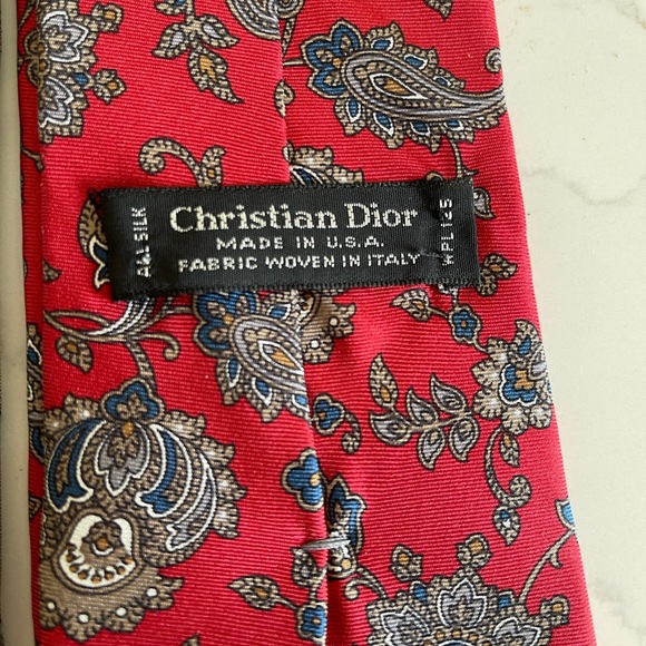 Bulk-4-Vintage Designer Ties.  Dior, Valentino, Bolgheri, Johnny Carson! - Picture 7 of 10